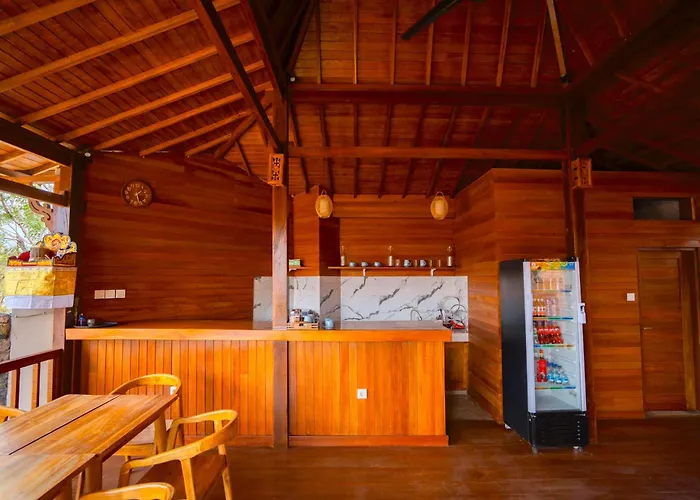 Puri Lumbung 3*