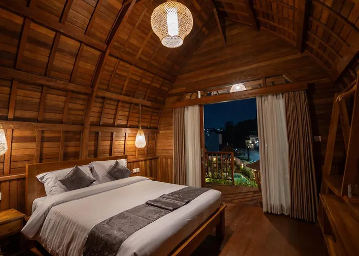 فندق Puri Lumbung 3*